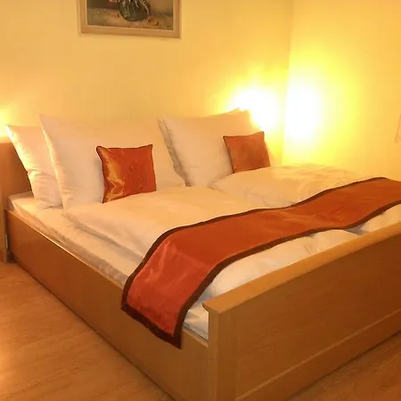 Pension Vidhous 1 3*